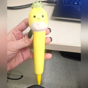 Maui the Pineapple 🍍 Squishy Pen By Squishmallows